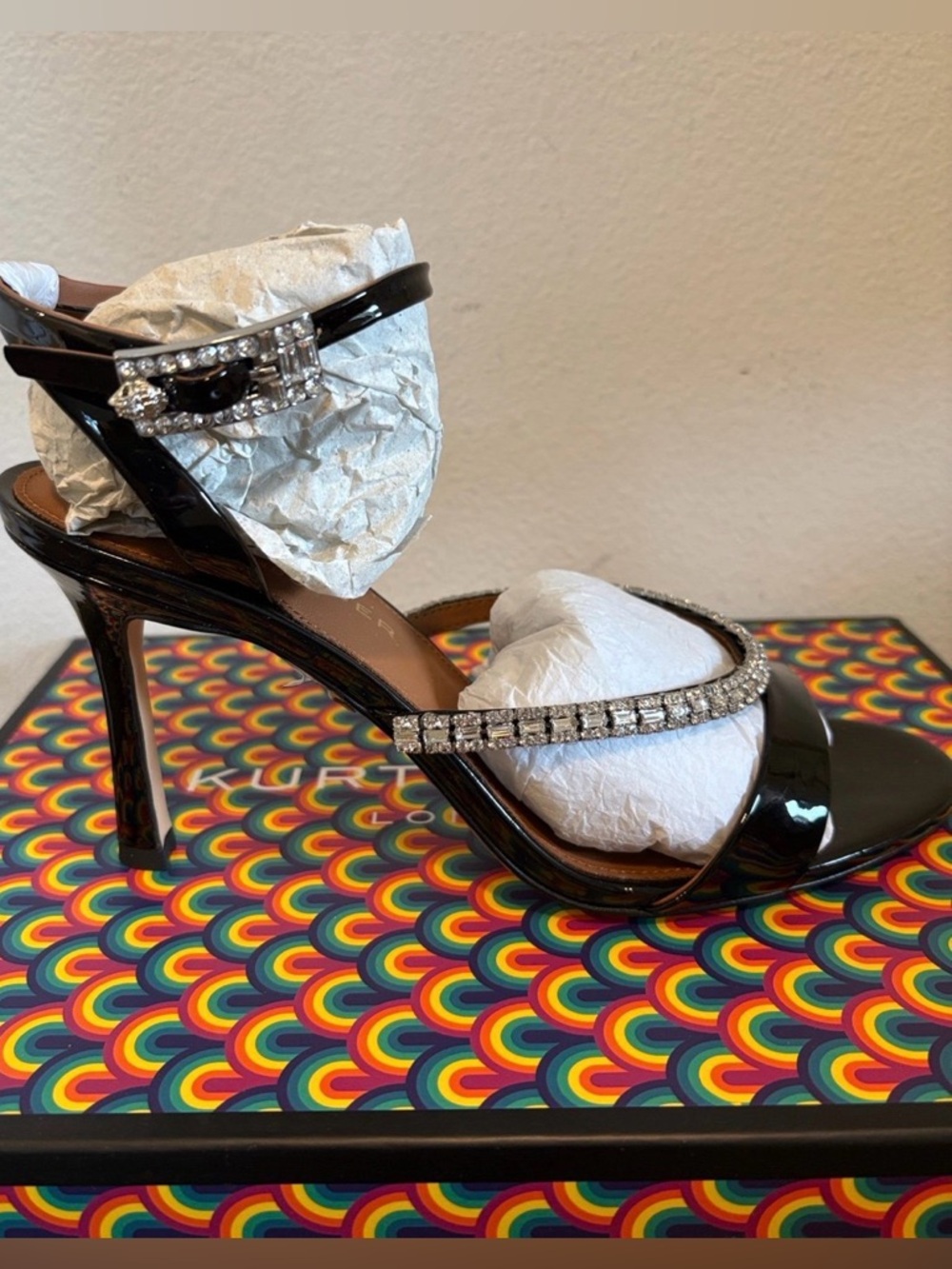 NIB [Kurt Geiger] Black Patent Crystal Strap Dress Sandals Women’s US 7.5 or 9 - Picture 2 of 11